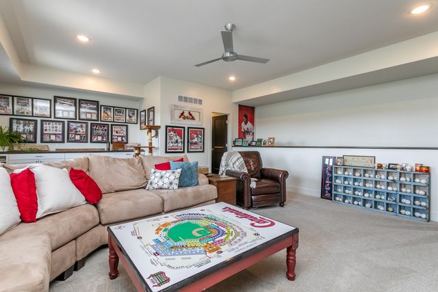 1644 SPRING MOUNTAIN DR, Columbia, MO 65201