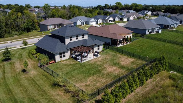 1644 SPRING MOUNTAIN DR, Columbia, MO 65201