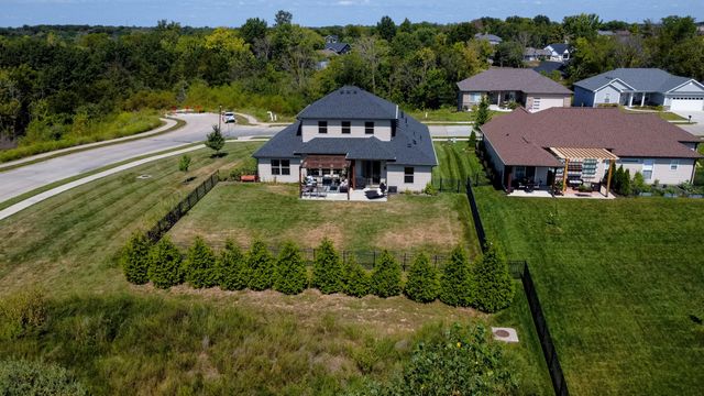 1644 SPRING MOUNTAIN DR, Columbia, MO 65201