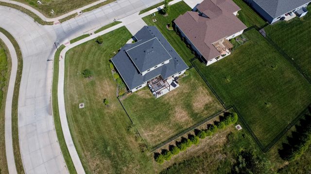 1644 SPRING MOUNTAIN DR, Columbia, MO 65201