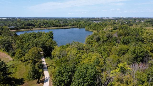 1644 SPRING MOUNTAIN DR, Columbia, MO 65201