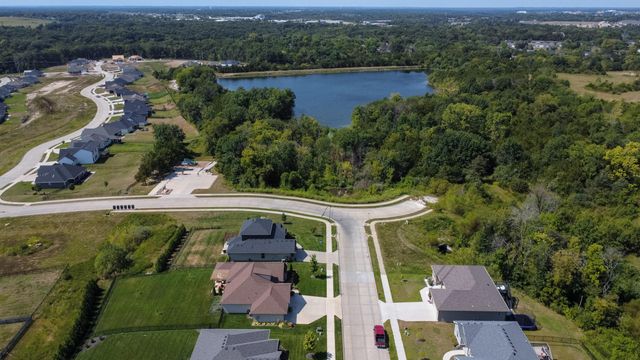 1644 SPRING MOUNTAIN DR, Columbia, MO 65201