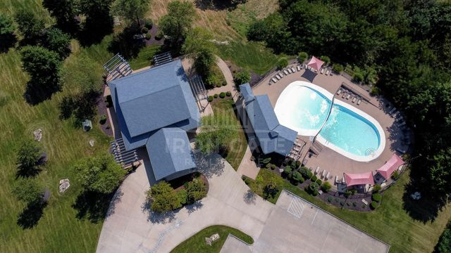 1644 SPRING MOUNTAIN DR, Columbia, MO 65201