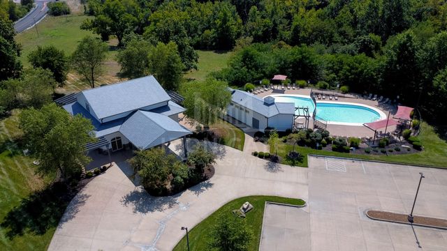 1644 SPRING MOUNTAIN DR, Columbia, MO 65201