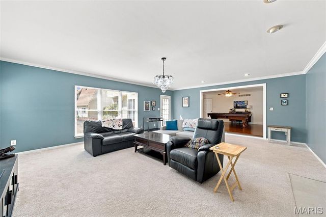 1042 Remington Oaks Court, Fenton, MO 63026