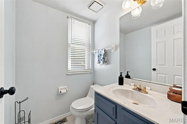 1042 Remington Oaks Court, Fenton, MO 63026