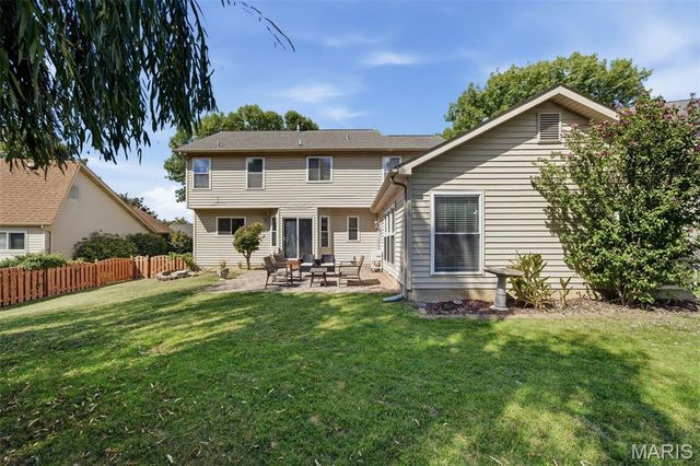 1042 Remington Oaks Court, Fenton, MO 63026