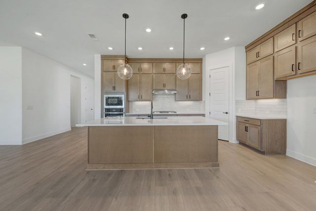 720 Teakmill TRL, San Marcos, TX 78666