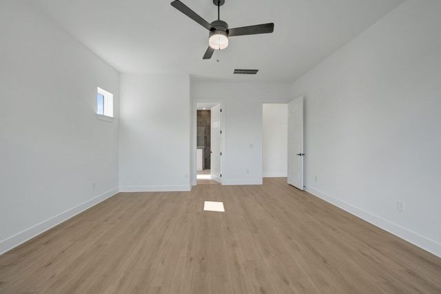 720 Teakmill TRL, San Marcos, TX 78666