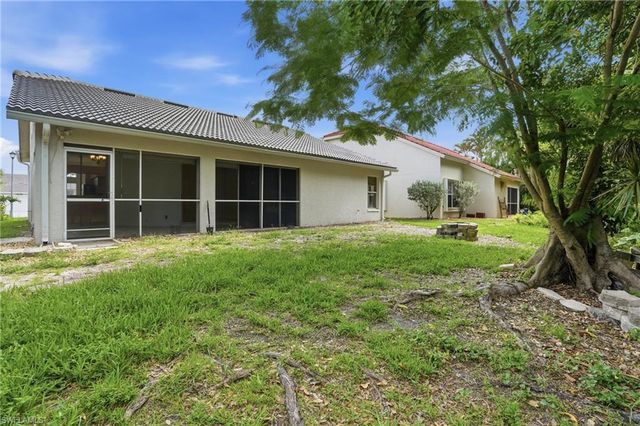 8080 Breton CIR, Fort Myers, FL 33912