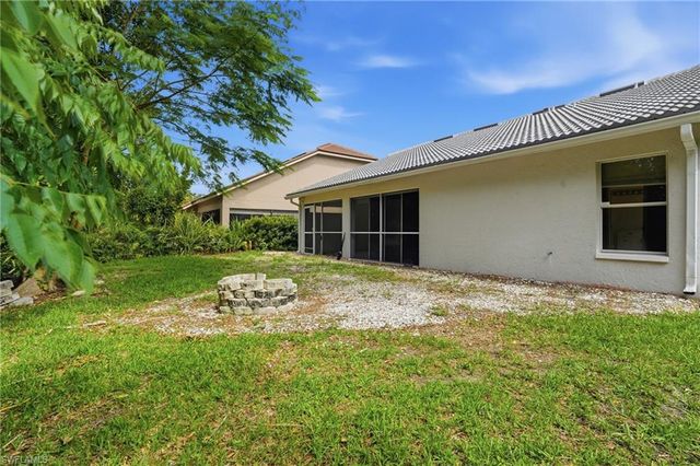 8080 Breton CIR, Fort Myers, FL 33912