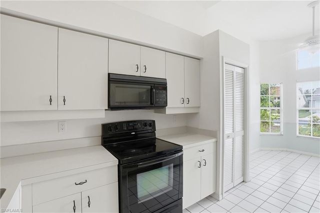 8080 Breton CIR, Fort Myers, FL 33912