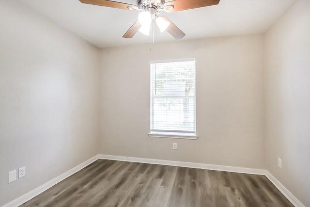 28923 Village Creek Loop, Spring, TX 77386