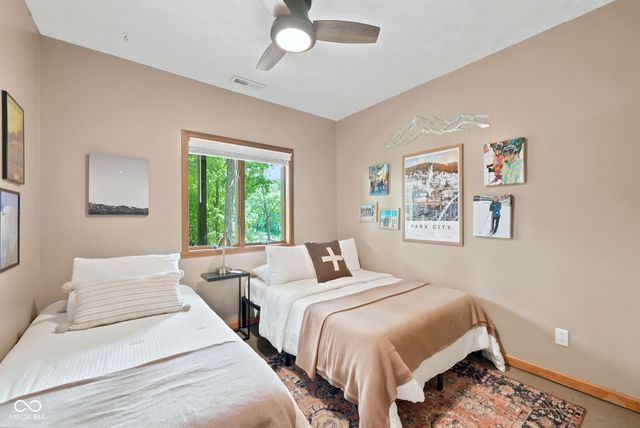7215 Lion Drive, Nineveh, IN 46164