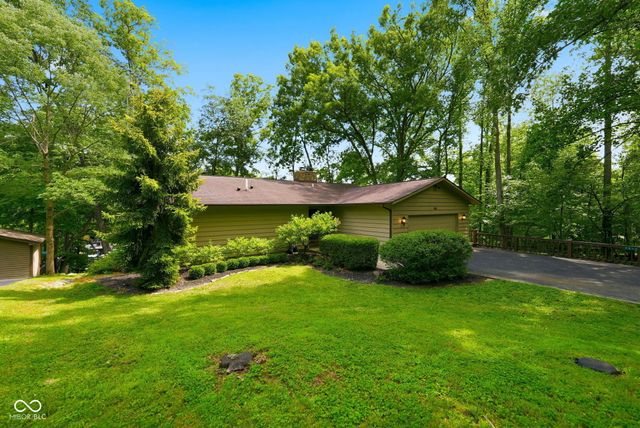 7215 Lion Drive, Nineveh, IN 46164