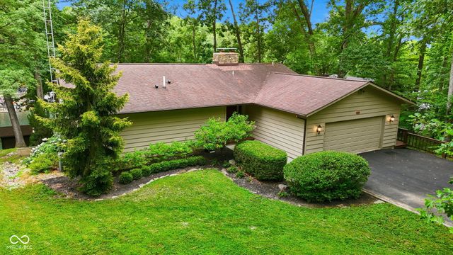 7215 Lion Drive, Nineveh, IN 46164
