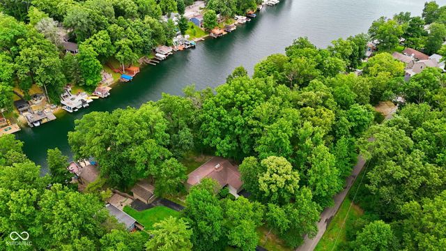 7215 Lion Drive, Nineveh, IN 46164