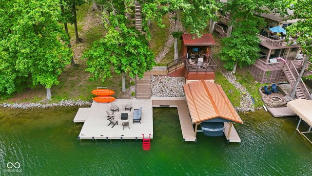 7215 Lion Drive, Nineveh, IN 46164