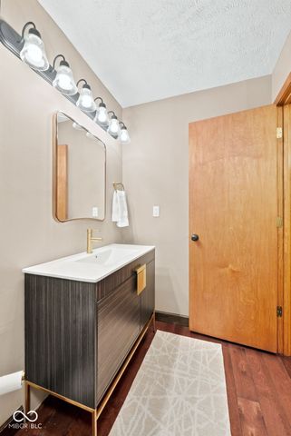 7215 Lion Drive, Nineveh, IN 46164