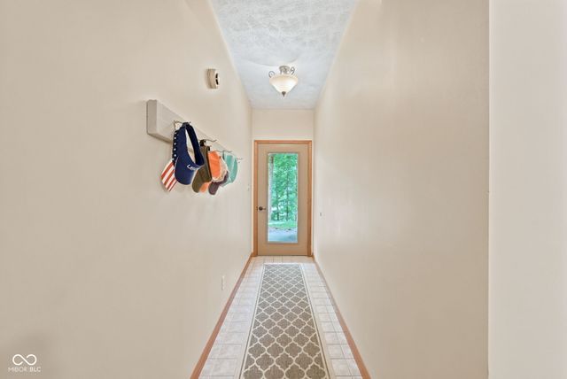 7215 Lion Drive, Nineveh, IN 46164