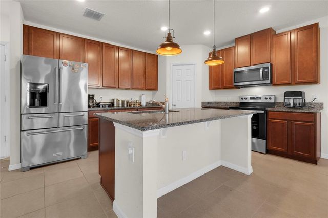 2948 CREST DRIVE, Kissimmee, FL 34744