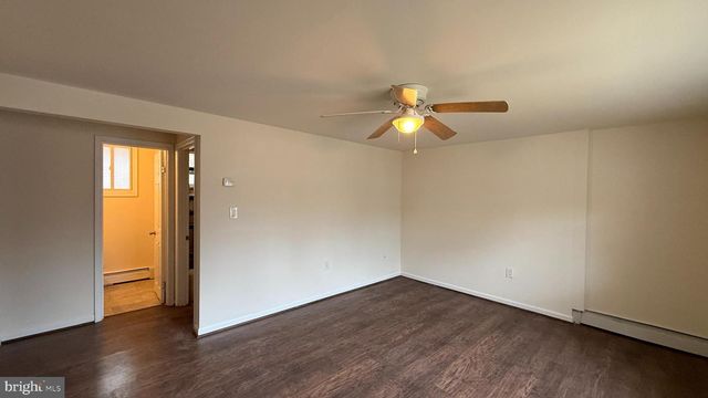 3914 FINDLEY RD, Woodbridge, VA 22193