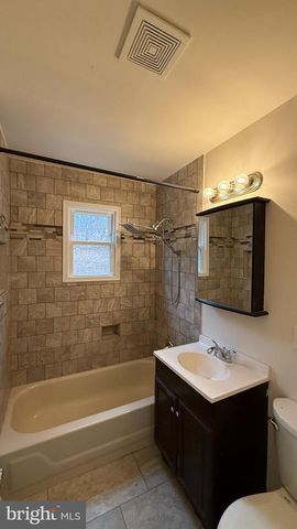 3914 FINDLEY RD, Woodbridge, VA 22193