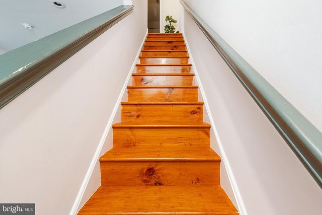 1605 RIDGE AVE, Philadelphia, PA 19130