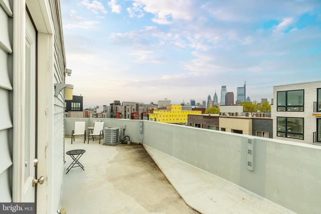 1605 RIDGE AVE, Philadelphia, PA 19130