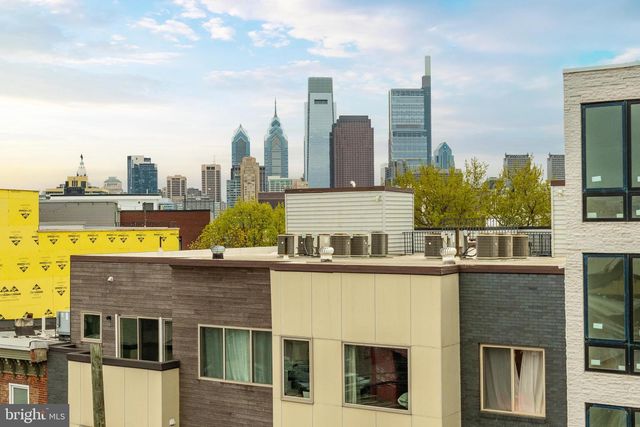 1605 RIDGE AVE, Philadelphia, PA 19130