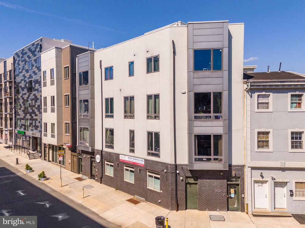 1605 RIDGE AVE, Philadelphia, PA 19130