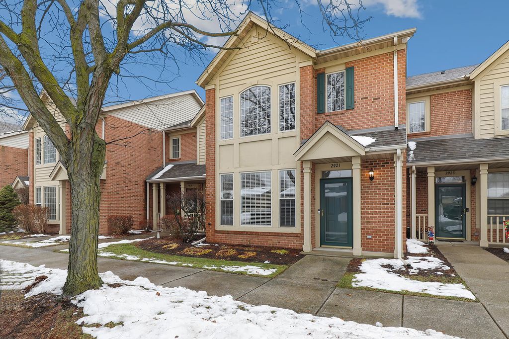 2921 Clough Avenue, Highland, IN 46322