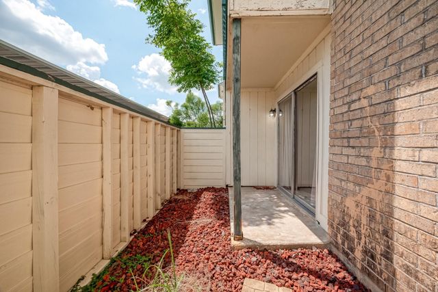 250 W El Dorado Boulevard 207, Houston, TX 77598