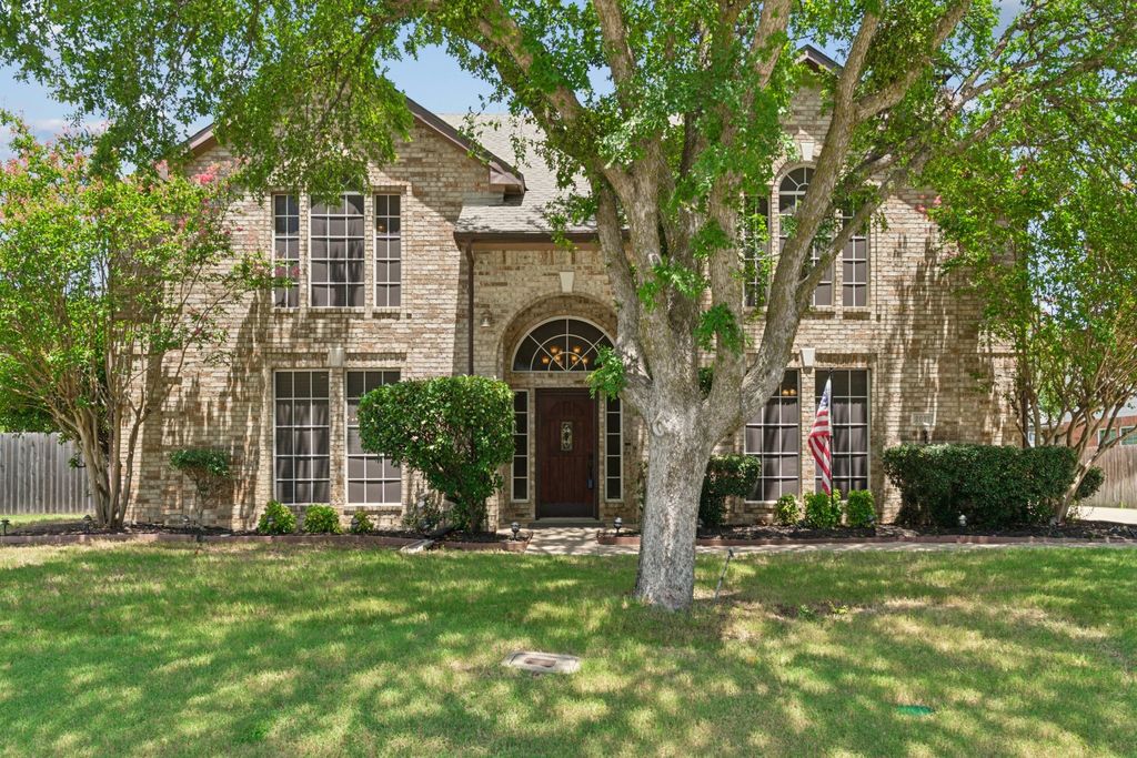 2027 Buffalo Bend Drive, Lewisville, TX 75067