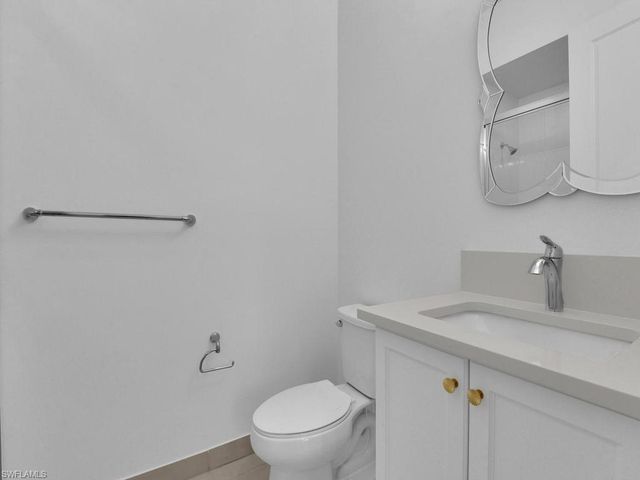 20581 Fair Oak LN, Estero, FL 33928