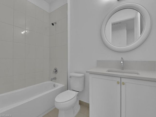 20581 Fair Oak LN, Estero, FL 33928