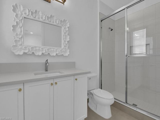 20581 Fair Oak LN, Estero, FL 33928