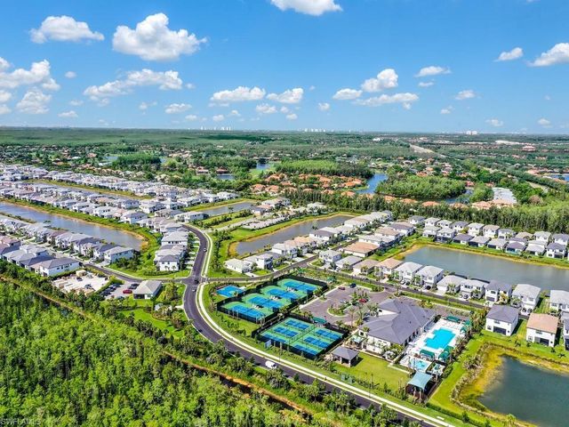 20581 Fair Oak LN, Estero, FL 33928