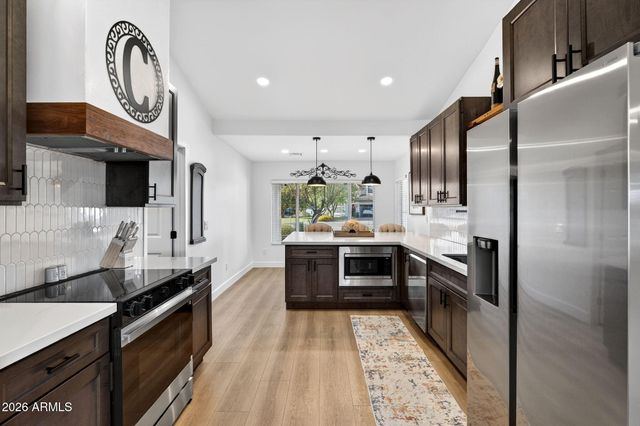 2313 E CORTEZ Drive, Gilbert, AZ 85234