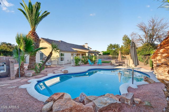 2313 E CORTEZ Drive, Gilbert, AZ 85234