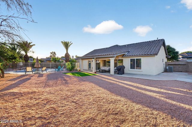 2313 E CORTEZ Drive, Gilbert, AZ 85234