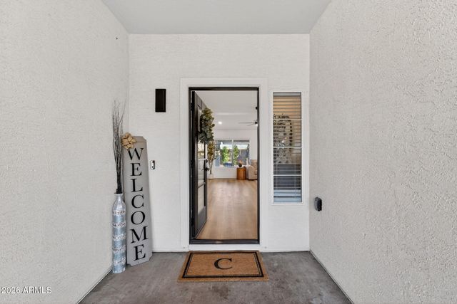 2313 E CORTEZ Drive, Gilbert, AZ 85234