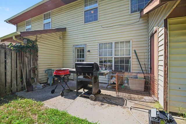 821 Netherlands Dr, Hermitage, TN 37076