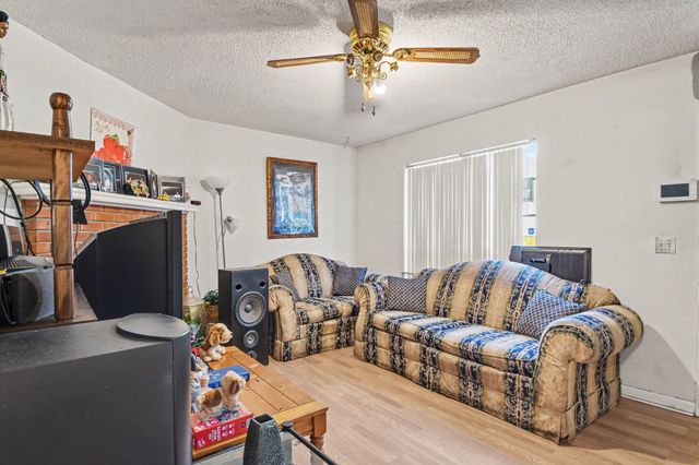 821 Netherlands Dr, Hermitage, TN 37076