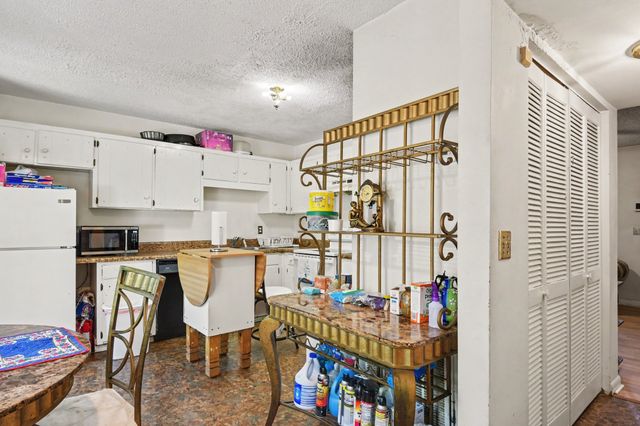 821 Netherlands Dr, Hermitage, TN 37076