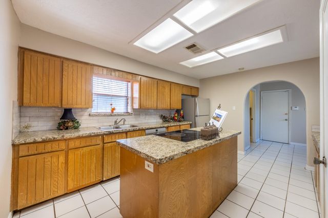 6030 Gallant Forest Drive, Houston, TX 77088