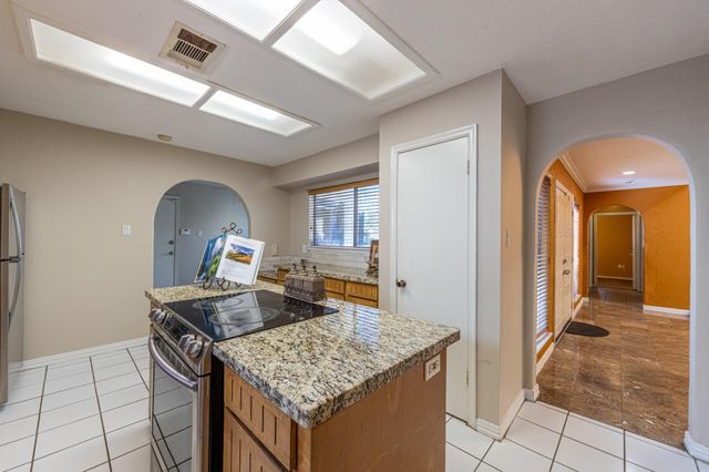 6030 Gallant Forest Drive, Houston, TX 77088