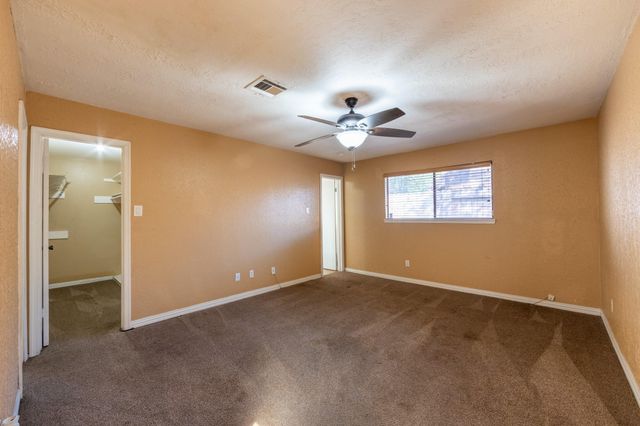 6030 Gallant Forest Drive, Houston, TX 77088