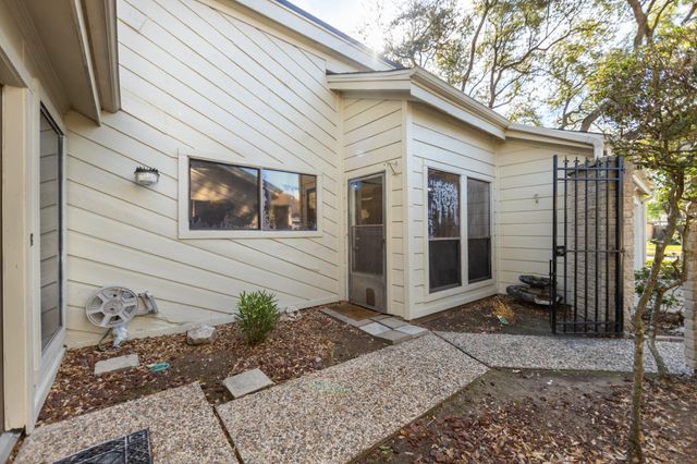 6030 Gallant Forest Drive, Houston, TX 77088