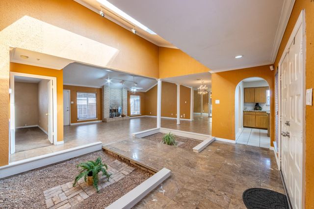 6030 Gallant Forest Drive, Houston, TX 77088